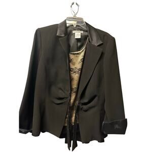 Plaza South blazer with a lace trim top Size 16